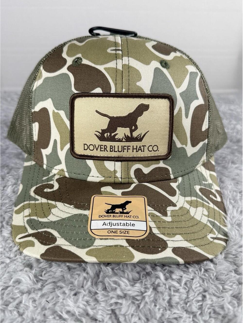 NWT Dover Bluff Hat Co Trucker Hat Dog Logo Mesh Snapback Outdoor Hunting Cap